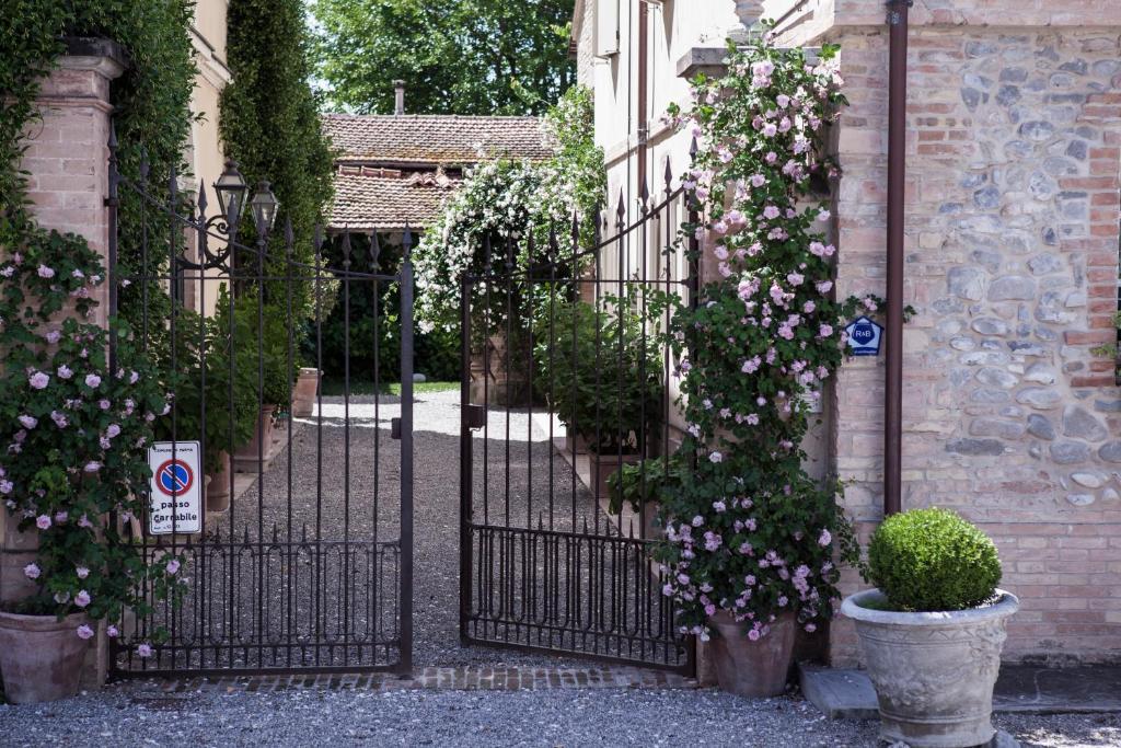 Villino Di Porporano Bed & Breakfast Parma Exterior photo