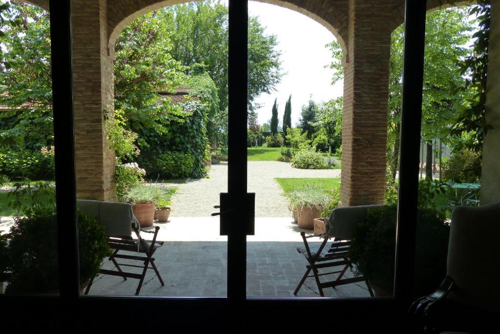 Villino Di Porporano Bed & Breakfast Parma Exterior photo